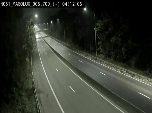 Webcam sur la N81 (E411) à hauteur de la jonction avec la N883. Vue orientée vers Arlon