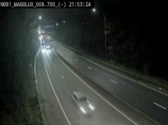 <h2>Webcam sur la N81 (E411) à hauteur de la jonction avec la N883. Vue orientée vers Arlon</h2>