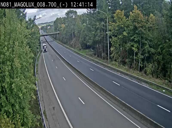 <h2>Webcam sur la N81 (E411) à hauteur de la jonction avec la N883. Vue orientée vers Arlon</h2>