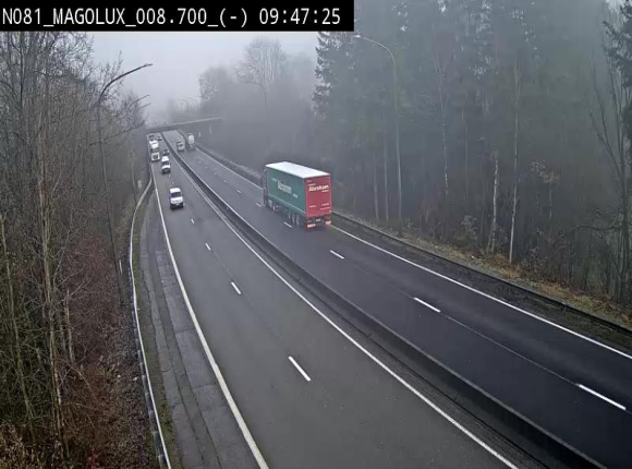 <h2>Webcam sur la N81 (E411) à hauteur de la jonction avec la N883. Vue orientée vers Arlon</h2>