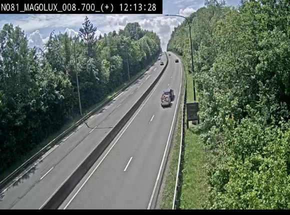 Webcam sur la N81 (E411) à hauteur de la jonction avec la N883. Vue orientée vers Longwy
