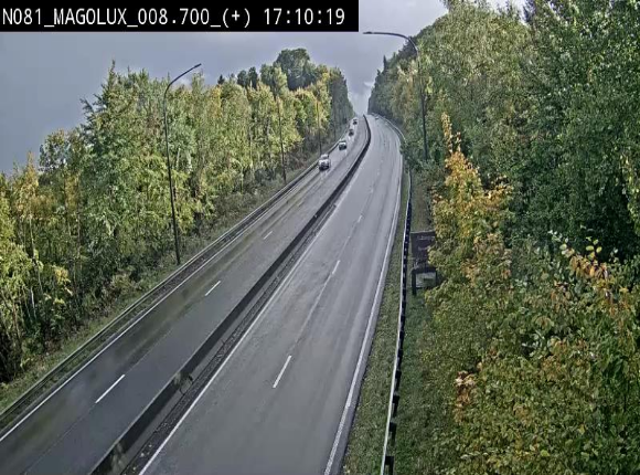 <h2>Webcam sur la N81 (E411) à hauteur de la jonction avec la N883. Vue orientée vers Longwy</h2>
