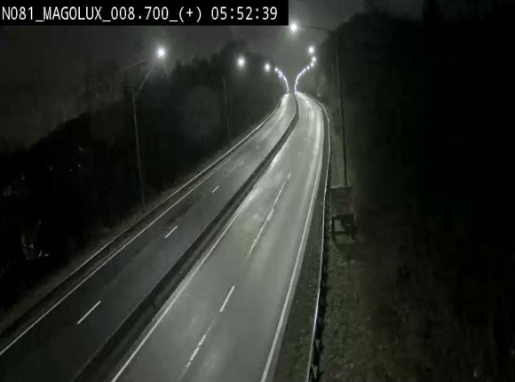 <h2>Webcam sur la N81 (E411) à hauteur de la jonction avec la N883. Vue orientée vers Longwy</h2>
