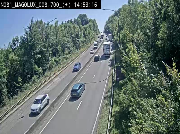 <h2>Webcam sur la N81 (E411) à hauteur de la jonction avec la N883. Vue orientée vers Longwy</h2>