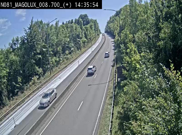 <h2>Webcam sur la N81 (E411) à hauteur de la jonction avec la N883. Vue orientée vers Longwy</h2>