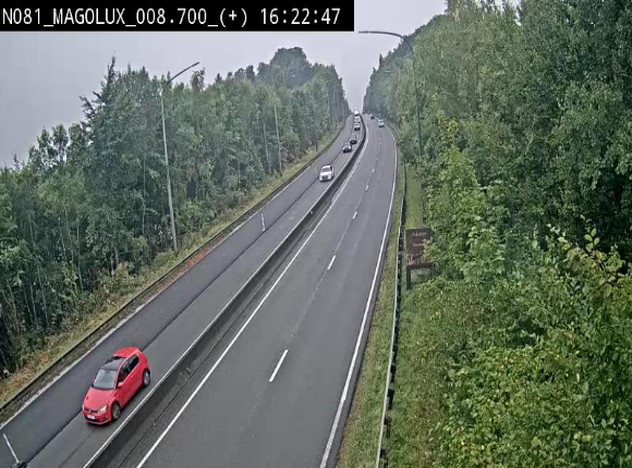Webcam sur la N81 (E411) à hauteur de la jonction avec la N883. Vue orientée vers Longwy