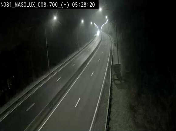 Webcam sur la N81 (E411) à hauteur de la jonction avec la N883. Vue orientée vers Longwy