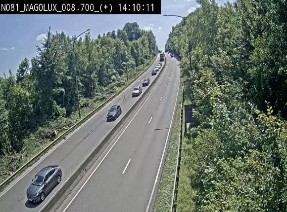 <h2>Webcam sur la N81 (E411) à hauteur de la jonction avec la N883. Vue orientée vers Longwy</h2>