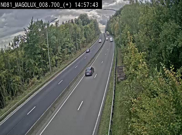 <h2>Webcam sur la N81 (E411) à hauteur de la jonction avec la N883. Vue orientée vers Longwy</h2>