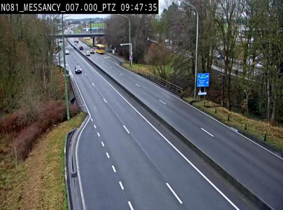 <h2>Webcam sur la N81 (E411) à hauteur du Cora Messancy. Vue orientée vers Arlon</h2>