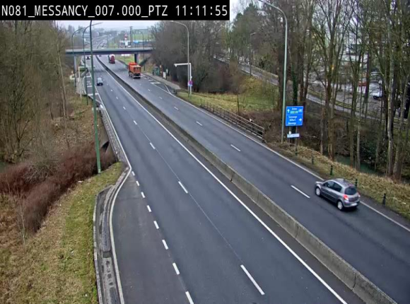 <h2>Webcam sur la N81 (E411) à hauteur du Cora Messancy. Vue orientée vers Arlon</h2>