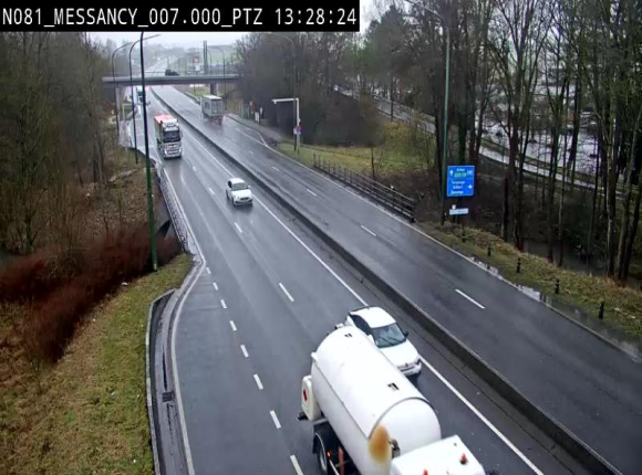 <h2>Webcam sur la N81 (E411) à hauteur du Cora Messancy. Vue orientée vers Arlon</h2>