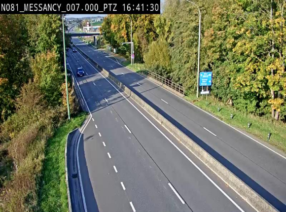 <h2>Webcam sur la N81 (E411) à hauteur du Cora Messancy. Vue orientée vers Arlon</h2>