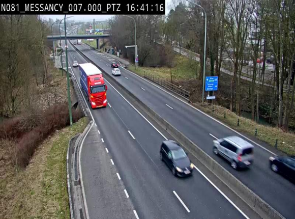 <h2>Webcam sur la N81 (E411) à hauteur du Cora Messancy. Vue orientée vers Arlon</h2>