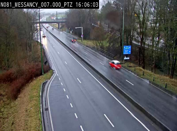 <h2>Webcam sur la N81 (E411) à hauteur du Cora Messancy. Vue orientée vers Arlon</h2>