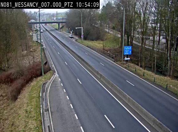 <h2>Webcam sur la N81 (E411) à hauteur du Cora Messancy. Vue orientée vers Arlon</h2>