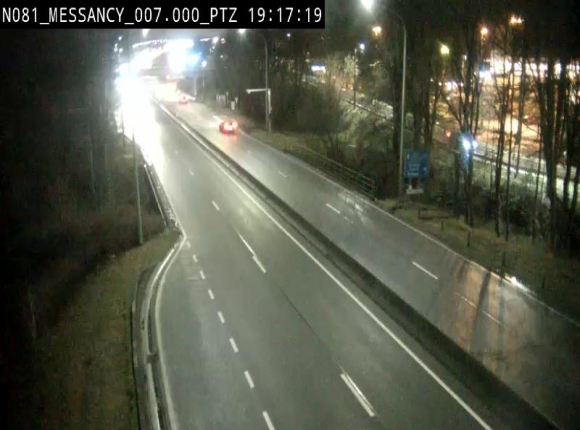 Webcam sur la N81 (E411) à hauteur du Cora Messancy. Vue orientée vers Arlon