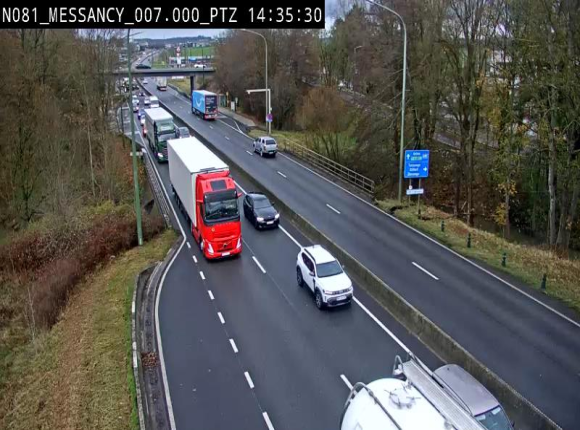 <h2>Webcam sur la N81 (E411) à hauteur du Cora Messancy. Vue orientée vers Arlon</h2>