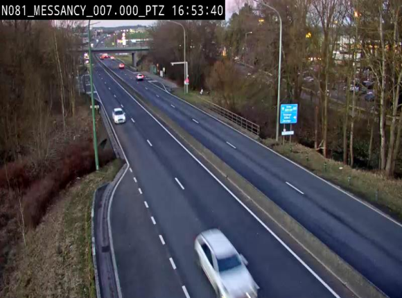 <h2>Webcam sur la N81 (E411) à hauteur du Cora Messancy. Vue orientée vers Arlon</h2>