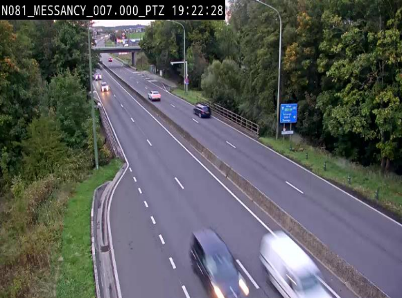 <h2>Webcam sur la N81 (E411) à hauteur du Cora Messancy. Vue orientée vers Arlon</h2>