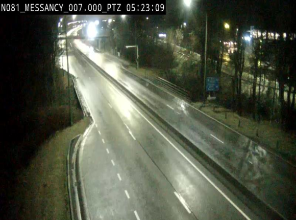 <h2>Webcam sur la N81 (E411) à hauteur du Cora Messancy. Vue orientée vers Arlon</h2>