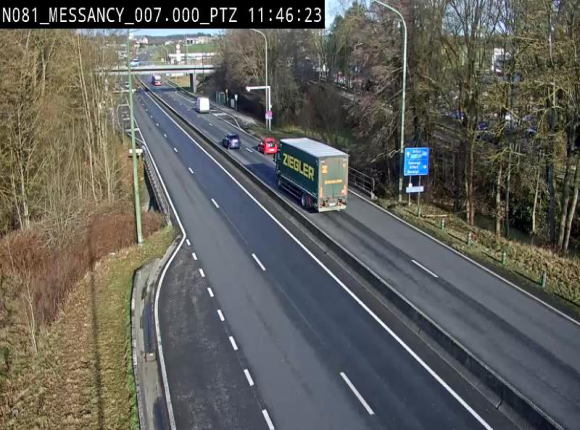 <h2>Webcam sur la N81 (E411) à hauteur du Cora Messancy. Vue orientée vers Arlon</h2>