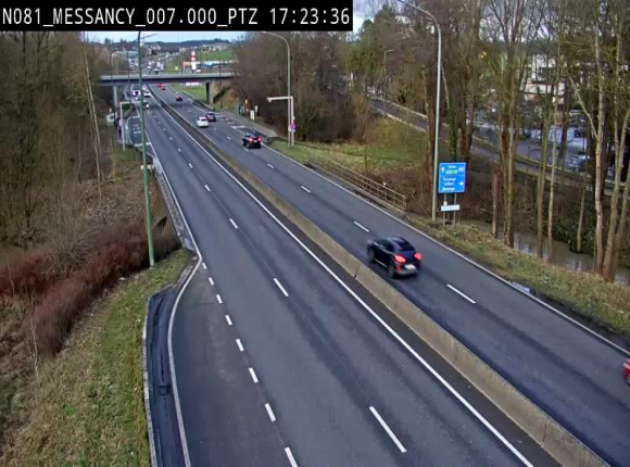 <h2>Webcam sur la N81 (E411) à hauteur du Cora Messancy. Vue orientée vers Arlon</h2>
