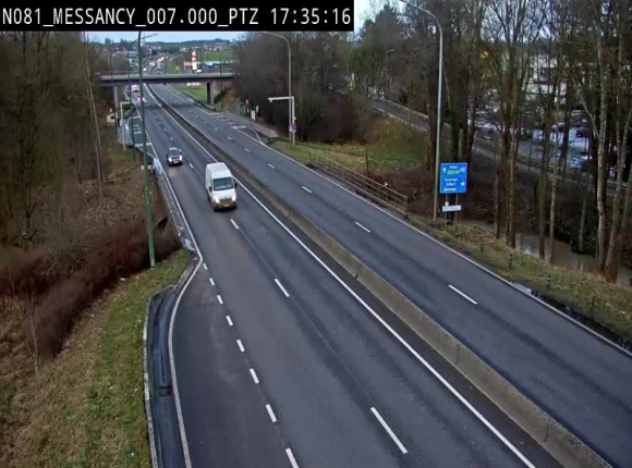 <h2>Webcam sur la N81 (E411) à hauteur du Cora Messancy. Vue orientée vers Arlon</h2>