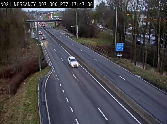 <h2>Webcam sur la N81 (E411) à hauteur du Cora Messancy. Vue orientée vers Arlon</h2>
