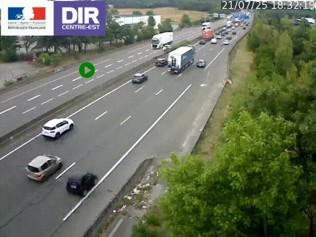 <h2>Caméra de circulation à Saint-Priest à la jonction entre l'A43 et l'A46 en direction de Marseille</h2>