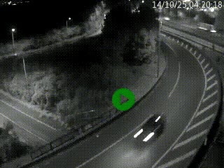 <h2>Caméra autoroute à la jonction entre l'A7 et la D301 (Boulevard urbain Sud de Lyon) à Feyzin, au sud de Lyon. Vue orientée vers Mions</h2>