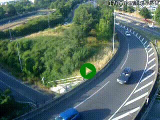 Caméra autoroute à la jonction entre l'A7 et la D301 (Boulevard urbain Sud de Lyon) à Feyzin, au sud de Lyon. Vue orientée vers Mions