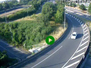 Caméra autoroute à la jonction entre l'A7 et la D301 (Boulevard urbain Sud de Lyon) à Feyzin, au sud de Lyon. Vue orientée vers Mions