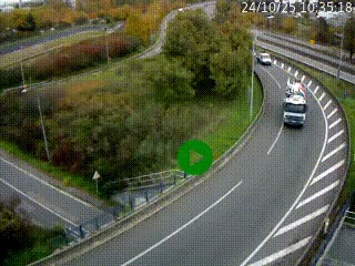<h2>Caméra autoroute à la jonction entre l'A7 et la D301 (Boulevard urbain Sud de Lyon) à Feyzin, au sud de Lyon. Vue orientée vers Mions</h2>
