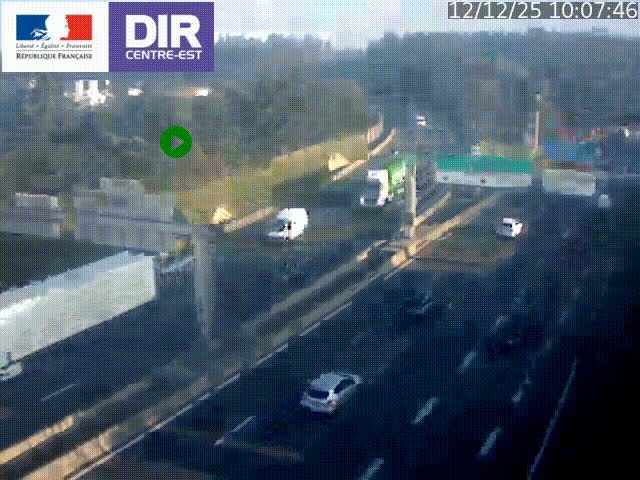 Caméra de circulation routière sur le boulevard périphérique Laurent Bonnevay de Lyon (D383) à hauteur de Bron, avant la jonction avec l'A43. Vue orientée vers l'échangeur