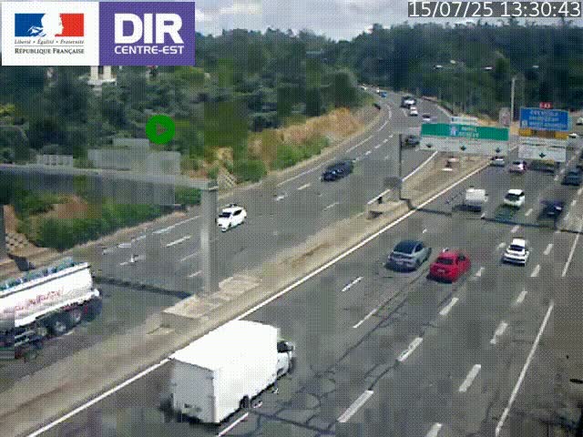 Caméra de circulation routière sur le boulevard périphérique Laurent Bonnevay de Lyon (D383) à hauteur de Bron, avant la jonction avec l'A43. Vue orientée vers l'échangeur