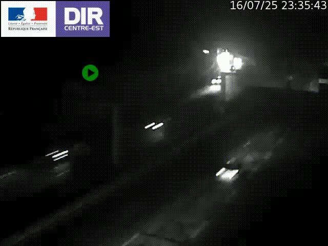 Caméra de circulation routière sur le boulevard périphérique Laurent Bonnevay de Lyon (D383) à hauteur de Bron, avant la jonction avec l'A43. Vue orientée vers l'échangeur