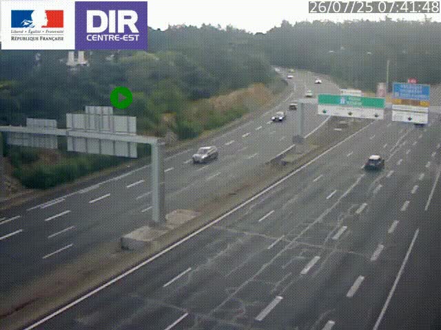 Caméra de circulation routière sur le boulevard périphérique Laurent Bonnevay de Lyon (D383) à hauteur de Bron, avant la jonction avec l'A43. Vue orientée vers l'échangeur