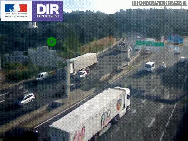 Caméra de circulation routière sur le boulevard périphérique Laurent Bonnevay de Lyon (D383) à hauteur de Bron, avant la jonction avec l'A43. Vue orientée vers l'échangeur