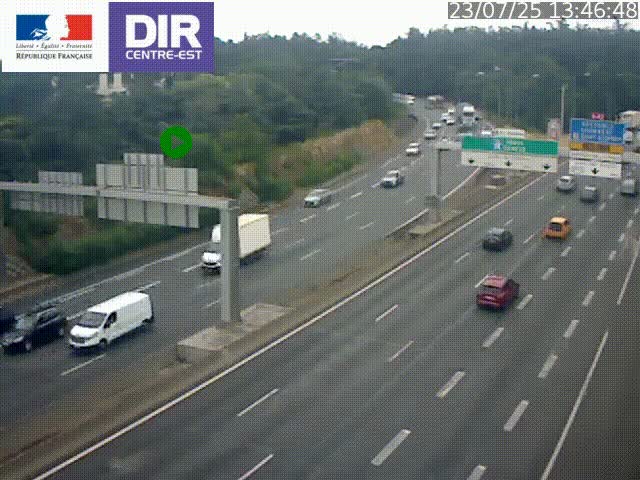 Caméra de circulation routière sur le boulevard périphérique Laurent Bonnevay de Lyon (D383) à hauteur de Bron, avant la jonction avec l'A43. Vue orientée vers l'échangeur