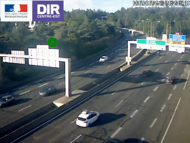 Caméra de circulation routière sur le boulevard périphérique Laurent Bonnevay de Lyon (D383) à hauteur de Bron, avant la jonction avec l'A43. Vue orientée vers l'échangeur