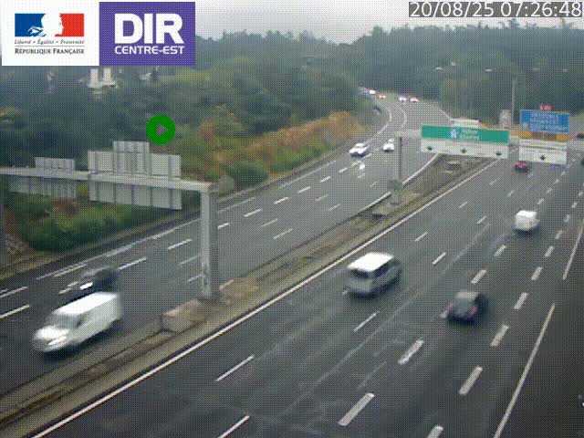 Caméra de circulation routière sur le boulevard périphérique Laurent Bonnevay de Lyon (D383) à hauteur de Bron, avant la jonction avec l'A43. Vue orientée vers l'échangeur