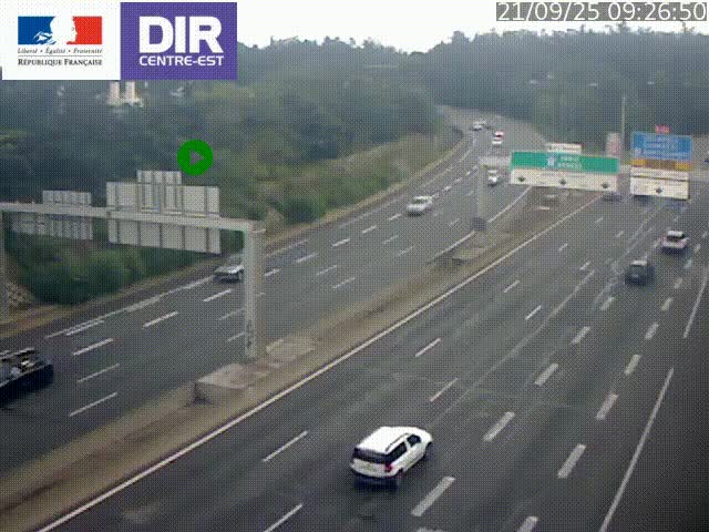 Caméra de circulation routière sur le boulevard périphérique Laurent Bonnevay de Lyon (D383) à hauteur de Bron, avant la jonction avec l'A43. Vue orientée vers l'échangeur