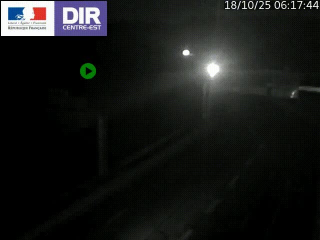 Caméra de circulation routière sur le boulevard périphérique Laurent Bonnevay de Lyon (D383) à hauteur de Bron, avant la jonction avec l'A43. Vue orientée vers l'échangeur