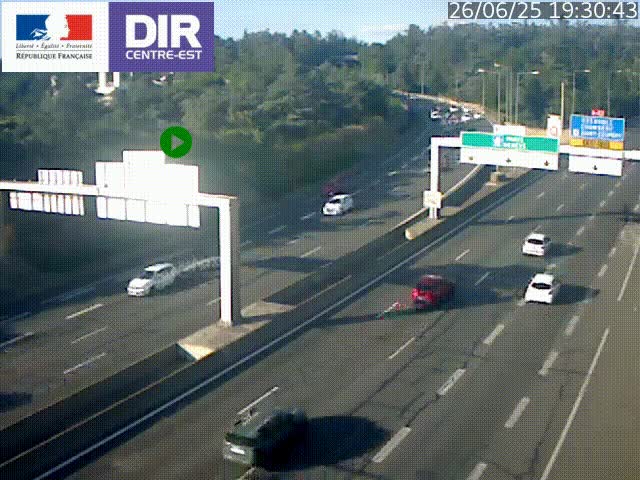 <h2>Caméra de circulation routière sur le boulevard périphérique Laurent Bonnevay de Lyon (D383) à hauteur de Bron, avant la jonction avec l'A43. Vue orientée vers l'échangeur</h2>