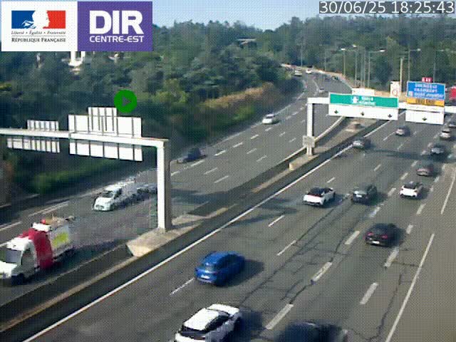 <h2>Caméra de circulation routière sur le boulevard périphérique Laurent Bonnevay de Lyon (D383) à hauteur de Bron, avant la jonction avec l'A43. Vue orientée vers l'échangeur</h2>