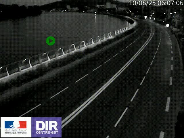 Webcam sur le quai Parjot à Vienne, aux Portes de Lyon, sur la Nationale 7, à la jonction avec le boulevard du Rhône-nord (D1407), caméra orientée vers Lyon