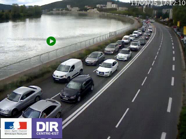 <h2>Webcam sur le quai Parjot à Vienne, aux Portes de Lyon, sur la Nationale 7, à la jonction avec le boulevard du Rhône-nord (D1407), caméra orientée vers Lyon</h2>
