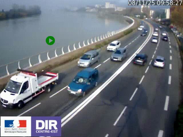 <h2>Webcam sur le quai Parjot à Vienne, aux Portes de Lyon, sur la Nationale 7, à la jonction avec le boulevard du Rhône-nord (D1407), caméra orientée vers Lyon</h2>