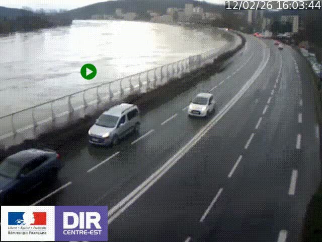 Webcam sur le quai Parjot à Vienne, aux Portes de Lyon, sur la Nationale 7, à la jonction avec le boulevard du Rhône-nord (D1407), caméra orientée vers Lyon